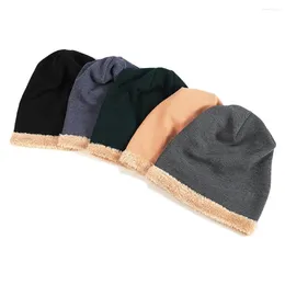 Berets Winter Hat Scarf Set Outdoor Windproof Fleece Lined For Women Men Cold-resistant Wool Neck Warmer With Ear