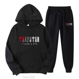24 Tracksuit Men's Tech Trapstar Track Suits Hoodie Europe American Basketball Football Rugby Two-piece with Women's Long Sleeve Jacket Trousers Spring MA6O