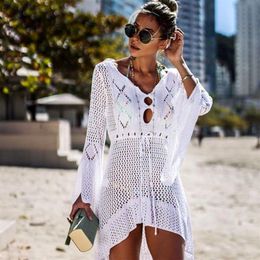 2019 Crochet White Knitted Beach Cover up dress Tunic Long Pareos Bikinis Cover ups Swim up Robe Plage Beachwear215z