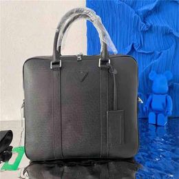 designer Men Shoulder Briefcase Black Leather Handbag Business Laptop Bag Messenger Bags With Nameplates Totes Men's Luggage216H