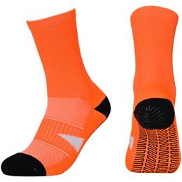 5 Pairs Professional Football Socks Point Glue Antislip Midtube Sports Stockings High Elastic Breathable Soccer Training 231220