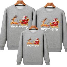 Family Clothing Set Christmas Matching Clothes Mother Daughter long Sleeve T-Shirts Red Christmas Santa Mother Kids Tops 231220