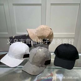 Designer Gucc Guucci Hat g Family Baseball Hat - Same Style for Male and Female Stars - Spring/summer Embroidered New Letter Display Face Small Sun Protection Duck Tongue