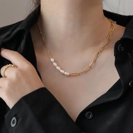 Pendant Necklaces 18 K Gold French Vintage Fashion European And American Pearl Chain Asymmetric Necklace Female 316 L Titanium Ste2633