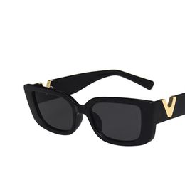 Sunglasses Vintage Black Rectangle Women Unique V Groove Sun Glasses Female Gradient Clear Mirror265E