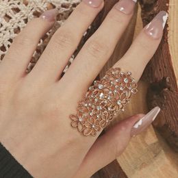 Cluster Rings Exaggerated Vintage Statement Gold Color Adjustable Chunky For Women Rhinestone Hollow Flower Finger Ring Fashion Jewelry