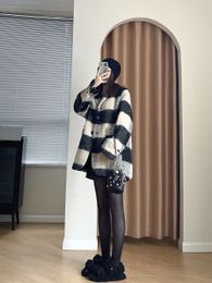 Wool plaid coat for women in winter fashionable loose casual versatile short jacket