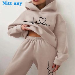 Ins Style Winter Two-Piece Women's Sportswear Suit Loose Sports Solid Colour Printed Pullover Suit Hooded Sweater Suit 231220