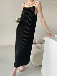 Casual Dresses TIANPEI Pleated Chiffon Suspended Dress Women Summer Elegant Korean Fashion Spaghetti Strap Long Comfortable