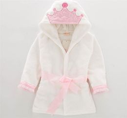 Fashion Baby Boy Girl Bathrobe Children039s Flannel Crown Bathrobe Baby Boys Girl Robes Baby Hooded Bath Towel Kids Pajamas 2109906510