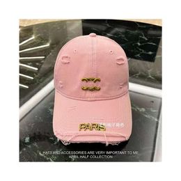 Designer Celina Hat Cap Korean Broken Hole Rubbed Edge Baseball Hat Women's Face Showing Triumphal Arch Hat Metal Letter Soft Top Duck Tongue Hat Instagram Trendy