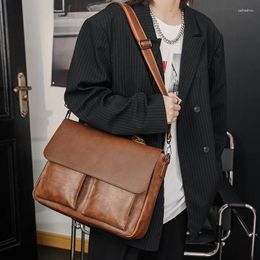 Briefcases Xiao.p Fashion Men's High Quality Pu Leather Retro Briefcase Handbag Bag Europe&US Style Shoulder Cross Body Leisure