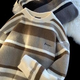 Autumn and Winter Street Men Women Loose Personality Round Neck Striped Sweater Korean Couple Casual Long Sleeve harajuku 231221