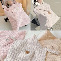 Blankets Winter Baby Stroller Blanket Thick Fleece Windproof Strollers Cover Cartoon Bear Infant Warm Quilt Hooded Swaddle Wrap