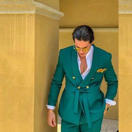 Design Green Male Suits for Wedding With Belt 2 Pieces Double Breasted Formal Groom Travel Wear JacketPants Costume Homme 231220