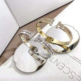 Classic Bracelets Women Bangle Luxury Designer Letter Bracelet Crystal 18K Gold Plated 925 Silver Plated Stainless steel Wedding L258E