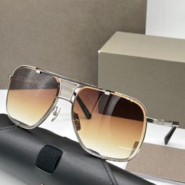 M FIVE Summer Sunglasses For Men and Women style Anti-Ultraviolet Retro Plate square Full Frame fashion Eyeglasses Random Box