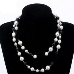 Designer Jewelry Necklace Elegant women black and white pearl sweater chain Paris Fashion diamond necklaces Wedding Jewelrys acces347T