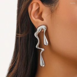 Stud Earrings Asymmetric Metal European American Style Personalized Fashion Sttud Ladies Girls Travel Wedding Accessories