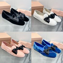Classic Loafers Designer Dress shoes suede bowknot Flat Women Casual Shoes Mules Walking Shoes oft leather Dance Shoes size 35-41