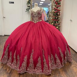 Red Quinceanera Dresses Ball Gown Princess Dress Appliques Lace Beaded Off The Shoulder vestidos de 15 Birthday Party Ball Gown