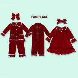 Winter Sleepwear Family Christmas Matching Pyjamas Set Red Velvet Pyjamas Kids Clothes Girls Boys Women Baby Childrens PJS 231220