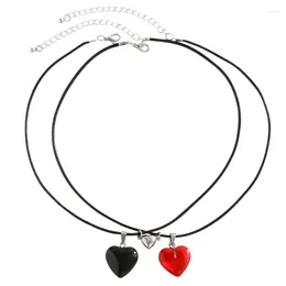 Pendant Necklaces 4Pcs/set Magnet Matching Necklace Gifts Friendship Crystal Heart Choker