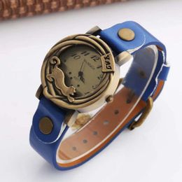 Wristwatches WOMAGE Women Watches Fashion Vintage Watch Blue Leather Band Women's Quartz Leopard Dames Horloges Montre Femme