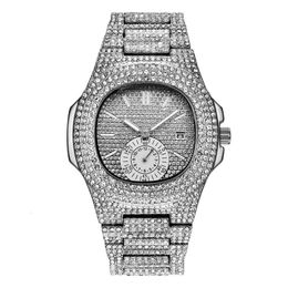 Hiphop Trendy Sky Star Steel Band Hip Hop Personalized Water Diamond Calendar Quartz Watch Male and Female Students