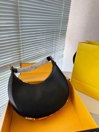 Designer Graphy Genuine Leather Crescent Bags Handbags Bottom Gold Letter Wrist Bag Chains Straps Shoulder Bags Tote Bags Women's Bags Large 25CM CYG23122106-14