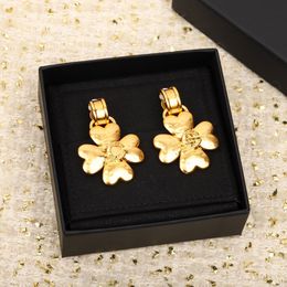 2024 Luxury quality charm clip earring with flower design have stamp box in 18k gold plated PS3636A