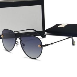 2022 Brand designer sunglasses little bee fashion new metal large frame Sunglasses retro men and women high-end glasses UV4002440