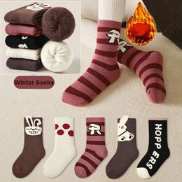 Winter Girls Socks Thick Thermal Warm Baby Toddlers Socks Children Crew Boot Socks Fuzzy Snowboarding Socks 5 Pairs 231221