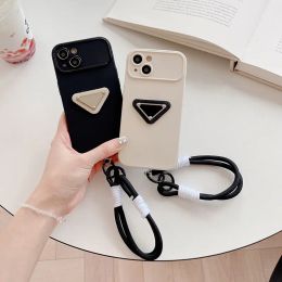 Designer Phone Case Hanging Rope Armband Cases For IPhone 15 Pro Max Plus 14 13 12 11 XS XR 8P 7 Womens Brand Triangle Phonecases Shockproof Cover Shell