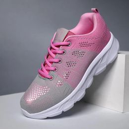 Shoes Women Tennis Shoes Breathable Mesh Soft Woman Sports Shoes Laceup Female Footwear Outdoor Jogging Walking Sneakers Flats Shoes