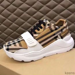 Leather flat casual shoes women's travel LACES sneakers cowhide fashion designer running shoes with classic fine plaid lightweight basketball shoes