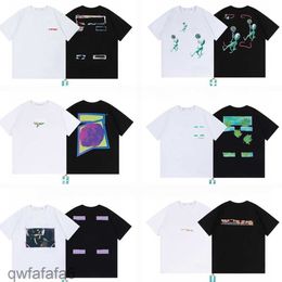 2023 New Mens T-shirts Designer Luxury White Classic t Shirt Arrow Graffiti Sweatshirt and Women Fashion Coupl Tee Multiple Styles Hip Hop T-shirt C4XY