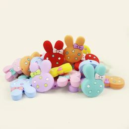 100pcs Silicone Focal Beads Rabbit Head Food Grade Baby Molar Toys DIY Pacifier Chain Jewelry Pen Making Accessories 231221