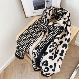 Large Printed Bufanda Women Cashmere Scarf Winter Wram Leopard Hijab Thick Pashmina Shawls Lady Wraps Blanket Tassel Echarpe225B