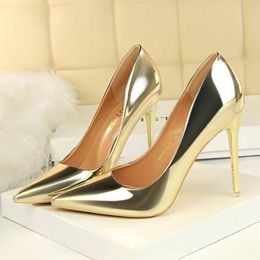 Heels 2022 Women Fetish 7.5cm 10.5cm High Heels Pumps Wedding Bridal Stiletto Women Low Heels Lady Scarpins Silver Gold Catwalk Shoes