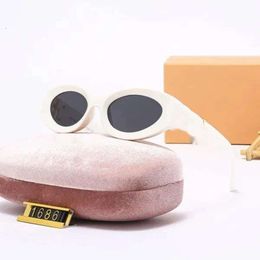 Miumius SMU11WS Men Women Designer Eyeglasses Miui High Quality PC Advanced Sheet Classic Cat Eye Sunglasses