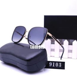 Designer Sunglasses Women Fashion Designers Sun Glasses For Woman Summer Brand Four Colours Eyewear Accessories With Box236i