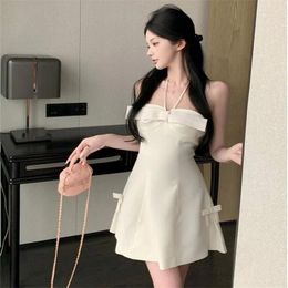 Casual Dresses French Halter Sexy Mini A Line Strap Dress Cute Bow Sleeveless Off Shoulder Short Skirt Summer Fashion Chic Dating Party
