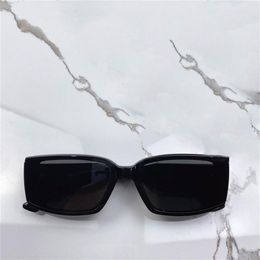 DEUS Net fashion net celebrity sunglasses for men and women UVStone protects the eyes using top plates to create square frames for257F