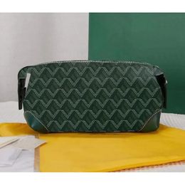 Dog Clutch Bags Women men A hig quality Envelope package documents Toiletry Pouch Protection Makeup Clutch Leather 231222