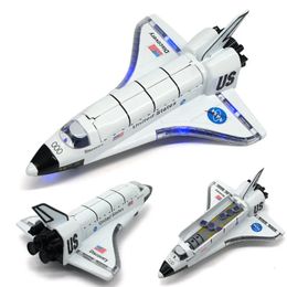 1 100 Alloy Space Shuttle Die Cast Craft Plane SpaceShip Model 19Cm Length With Light Music For Kids Toys 231221