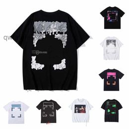 Mens T-shirts Luxurys Fashion Clothing Tee Shirts and Women Loose Tees Tops Man Casual Street Graffiti White Shirt Sweatshirt Ofs 2DTH