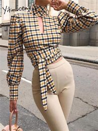 Women's Blouses Yitimuceng Backless Plaid Blouse Women 2024 Fashion Turtleneck Hollow Out Long Sleeve Tops Casual Elegant Vintage Lace Up