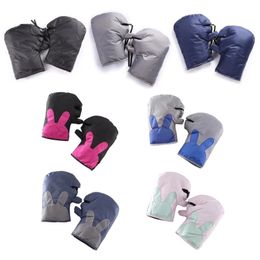 1 Pair Children's Scooter Gloves Thicked Warm Mittens Hand Muffs for Boys Girls Windproof Bike Riding Gloves 231221