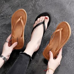 Flops Women Sandals Summer Fashion High Heel Flip Flops Outdoor Beach Sandals Female AntiSlip Height Increasing Clip Toe Slippers